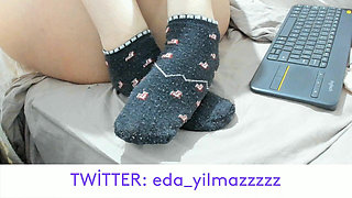 Foot- Foot Fetish- Turkish Foot- Turkish Foot Fetish- Socks- Short Socks- Turkish Porn- Turkish MILF- Turkish Owner