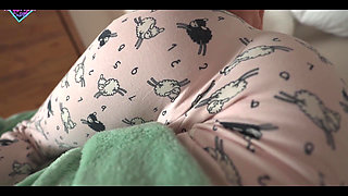 I Woke up to My Stepbrother Jerking off My Pussy