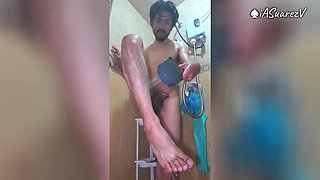 Naked and mature man bathes in front of the camera, dick, ass, feet...