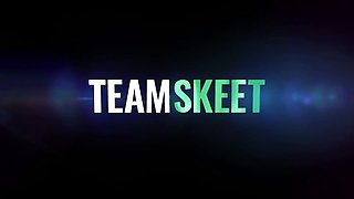 Hot latin slut Gina Valentina rails stepbrother