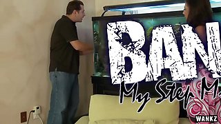 Sexy Mariah Sucks And Fucks A Huge Dick On The Bed