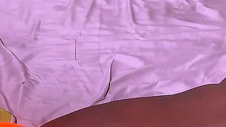 Curvy Ebony From Tinder Tried to Seduce Me by Playing with Herself