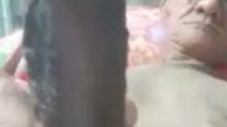 its takes to jercking and fingering her pussy