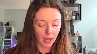 Canadian Hottie Gets off in the Drive Thru!