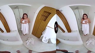 Sexy redhead loves a red-hot stepfantasy bj with her brother