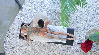 Massage Appointment Turns Into Hot Fuck