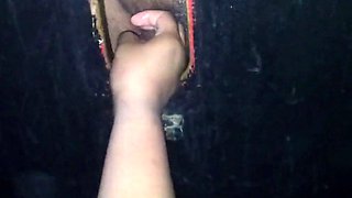 Glory-Hole Handjob med min svenska fru