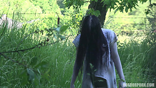 Horror Porn 5 the Girl From the Well