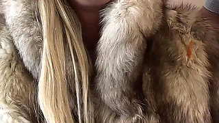 Lol very funny moment from shooting He forgot the text....‍