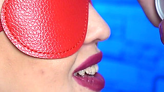 I Cheated My Stepsister in the Game for the Taste, Cum in Her Mouth, She Did Not Notice!