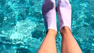 Flexible foot fetish masturbating with feet and hands