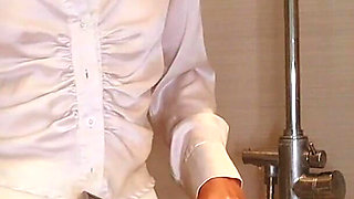 Stepmommy Wets Her Blouse and Yoga Pants in the Shower