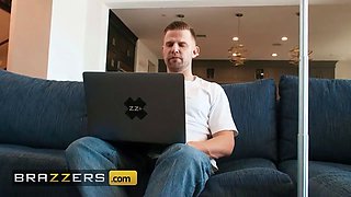 Brazzers - busty hayley davies makes celibacy impossible for vince with her seductive, insane contest