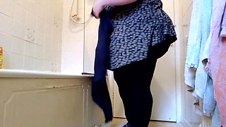 Naked SSBBW cleans lower camera view