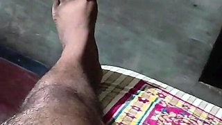 Indian Hottest Sex Video with Beauty. Hottest Desi Indian Sex Video in Hotel Room. Indian Rich Bhabi Giving