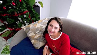 Liz Jordan Big Cock Deflowers Her Virginity Christmas