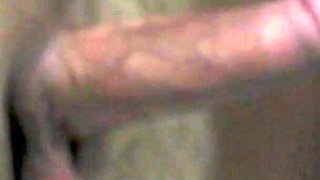 My Cuckold Came to Give Me a Bath, so He Could Deliver Me All Clean to the Lover