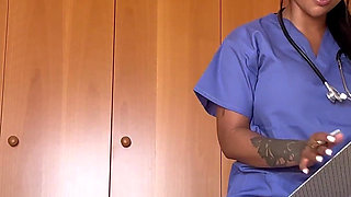 Big Ass Nurse Rides Her Patient's Cock When the Doctor Is Not There- Yasminakhan