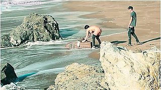 Getting Myself Off Watching Hot Couple Fuck On The Beach