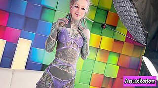 Dirty Dreaz - solo female clip