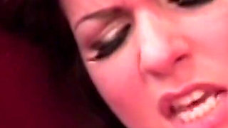 Let a Lesbian Show You How You Should Treat a Lady and Her Clit
