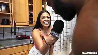 Money Talks - Money Talks: Party Crashing 2 - Renee Rose