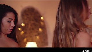 Taylor Sands Ignites Spontaneous Heat with Lesbian Babe